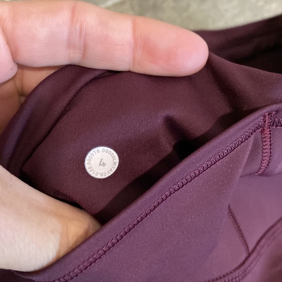 Lululemon Fast and Free Shorts - Picture 7 of 7